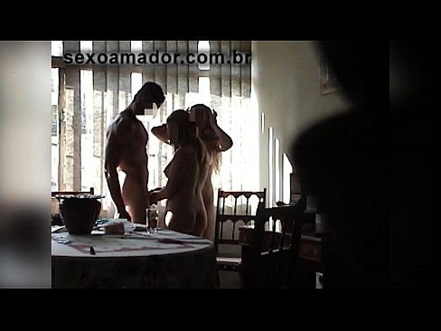 ❤️ Amigos sexuais convidam um homem gigante e uma ménage à trois com ele ❤ Porno de qualidade em nós pt-br.pornolemon.ru ☑